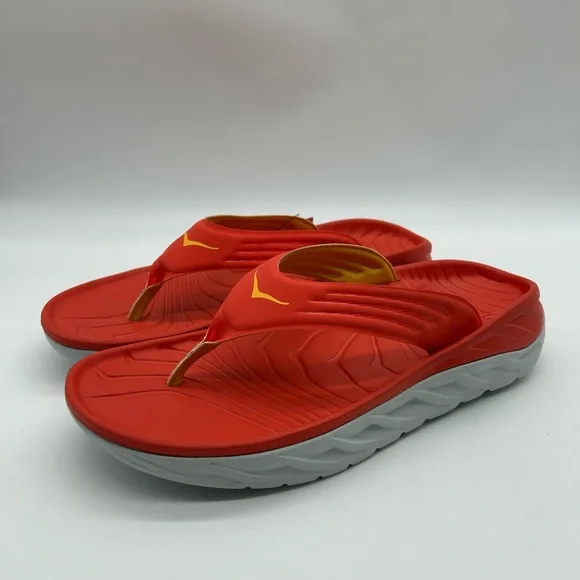 HOKA Ora Recovery Flip Fiesta Amber Yellow Men’s Size 10 Comfort Sandals NWT